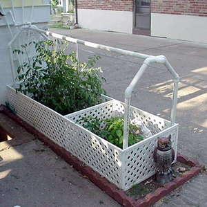 Self-Watering-Garden.jpg