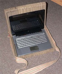 diy-cardboard-laptop-case.jpg