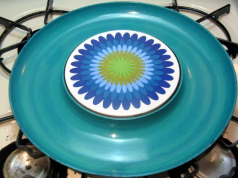 hubcap-serving-tray-or-platter